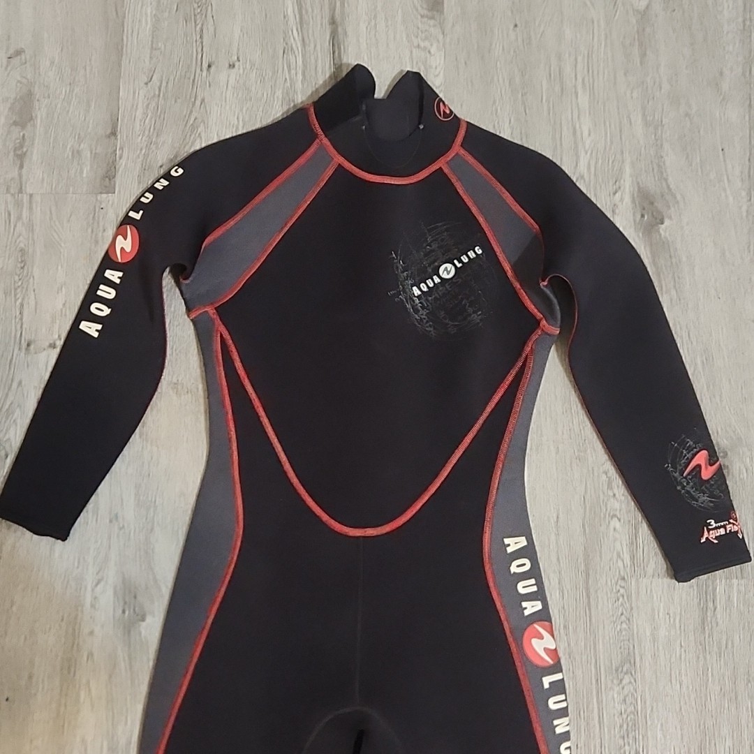 AQUA LUNG SWIMSUIT