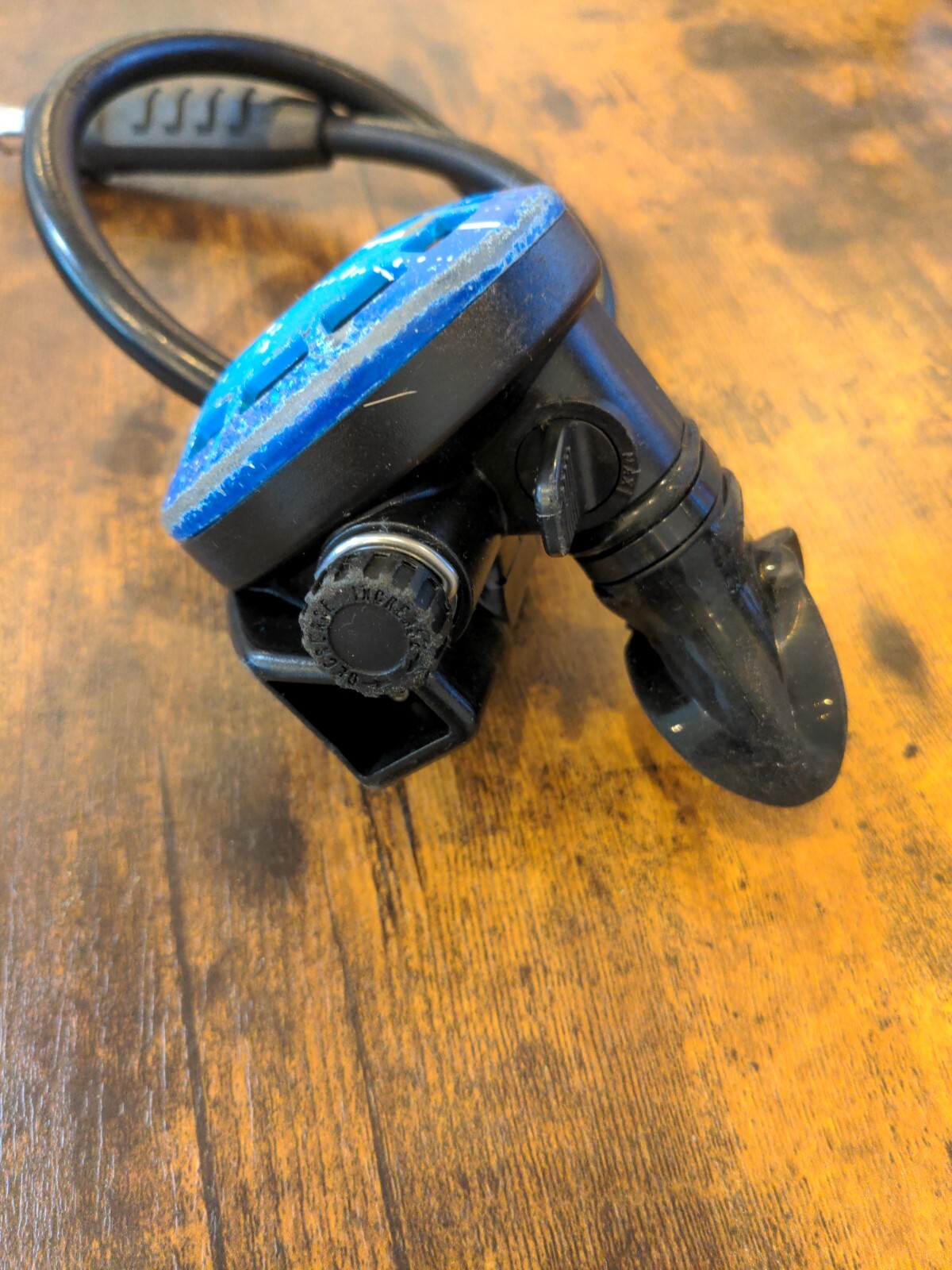 ScubaPro G250 with Hot Frame hand painted face cover 2nd stages