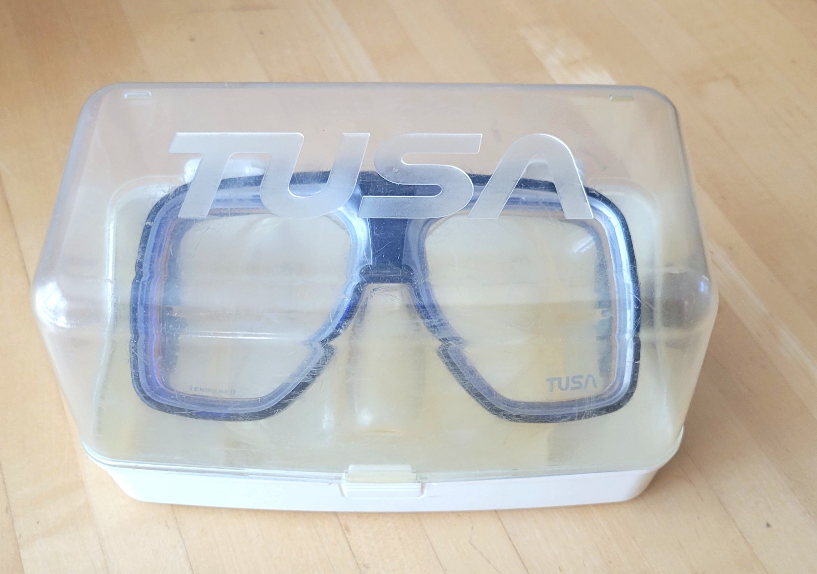 Tusa Liberator Plus Dive Mask and Case