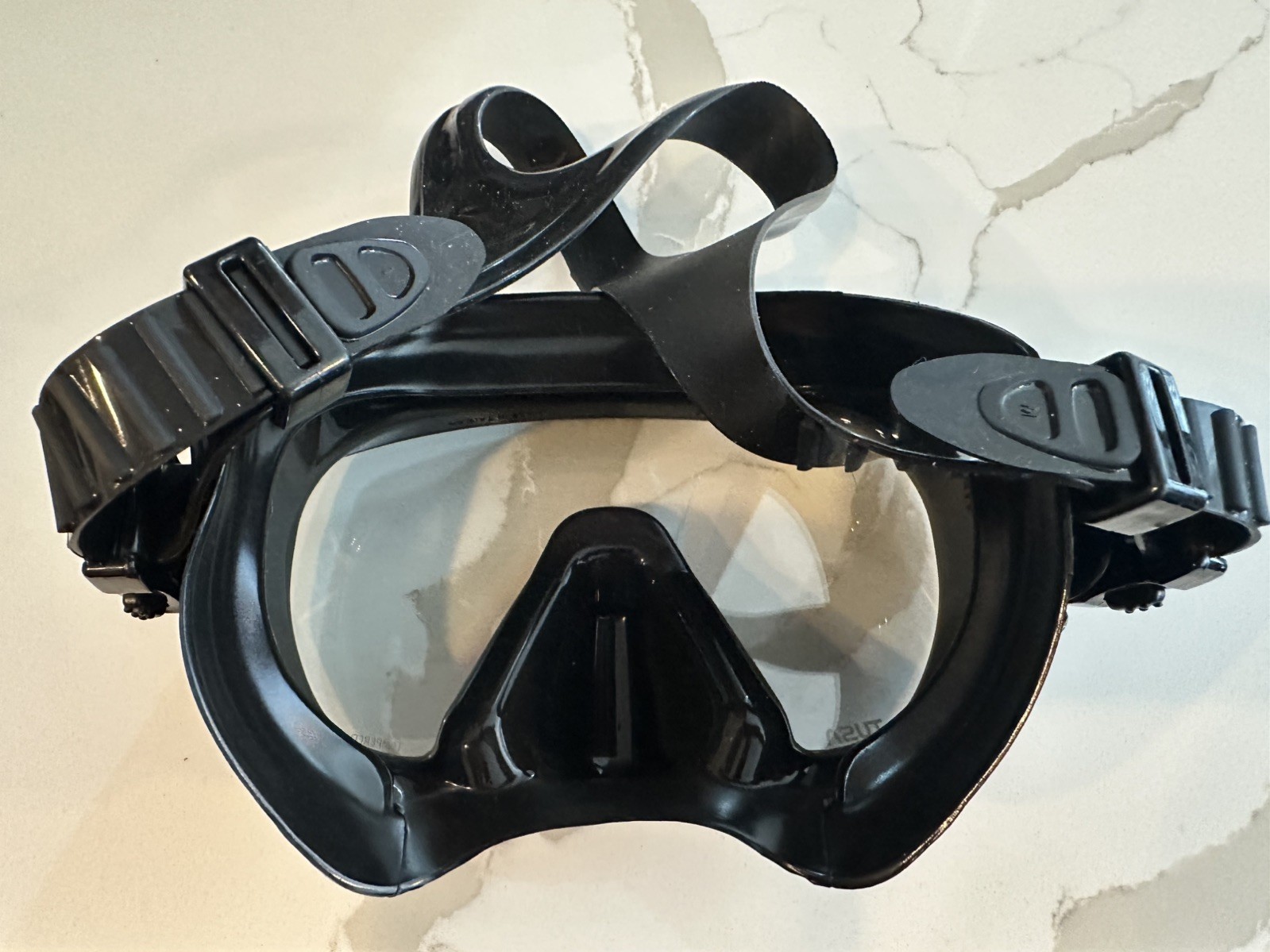 Tusa M-1003 Freedom Elite Dive Scuba Mask-Black NEW W/O BOX