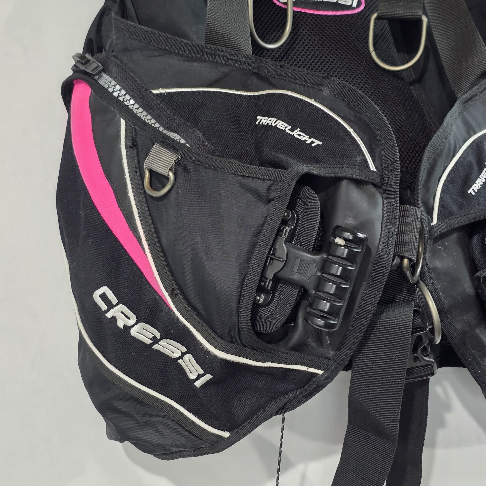 Cressi Travelight Women’s Buoyancy Control Device BCD Vest Pink/Black Medium