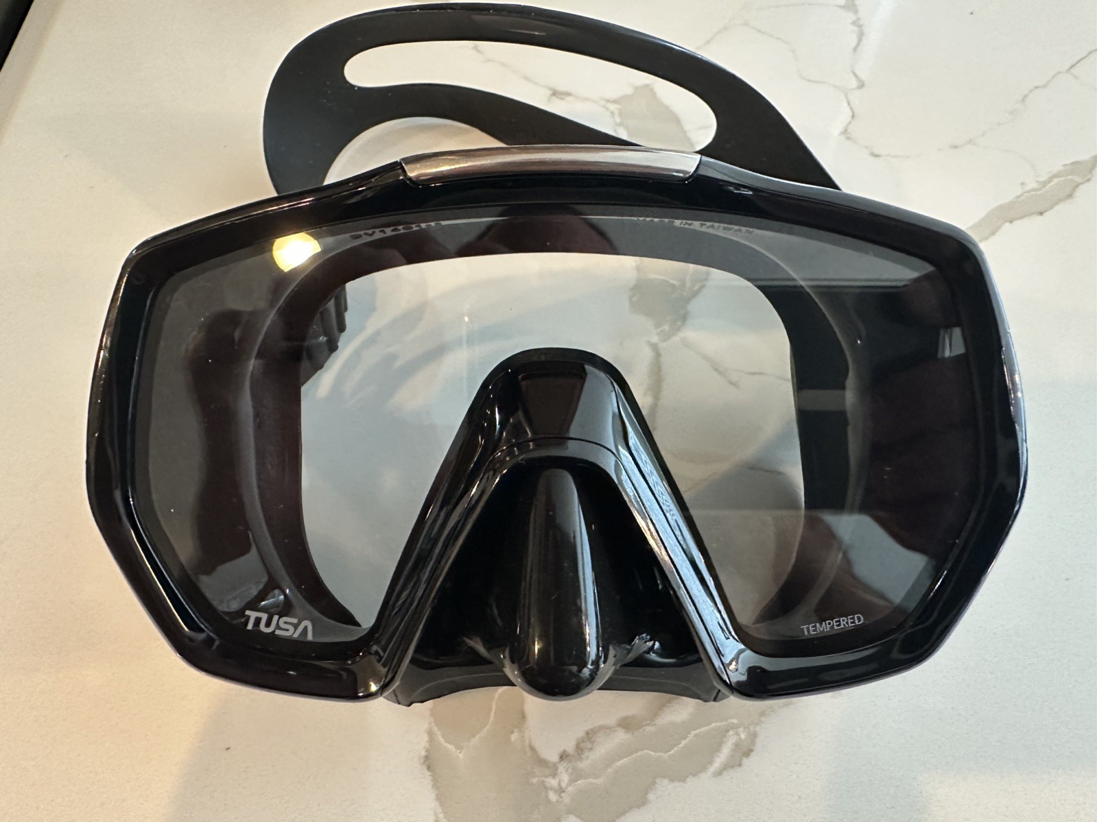Tusa M-1003 Freedom Elite Dive Scuba Mask-Black NEW W/O BOX