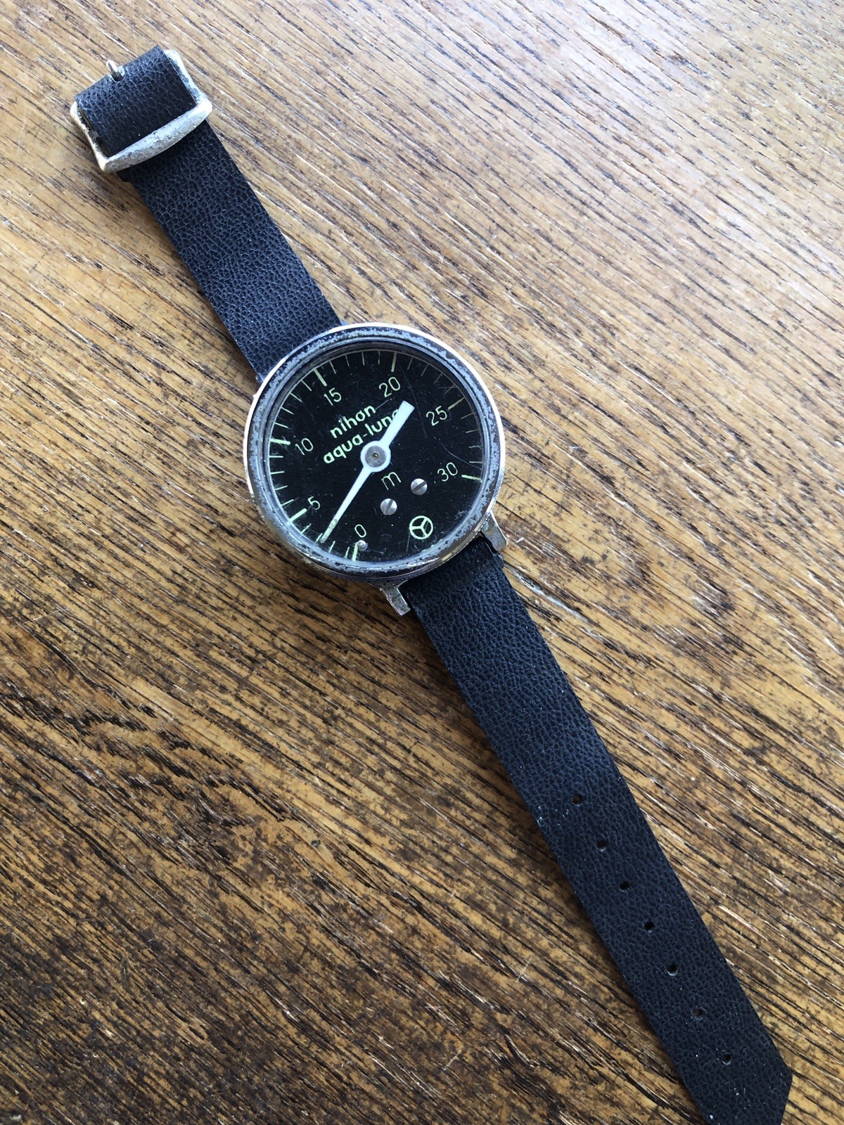 Vintage Nihon Aqua Lung Scuba Diving Depth Gauge