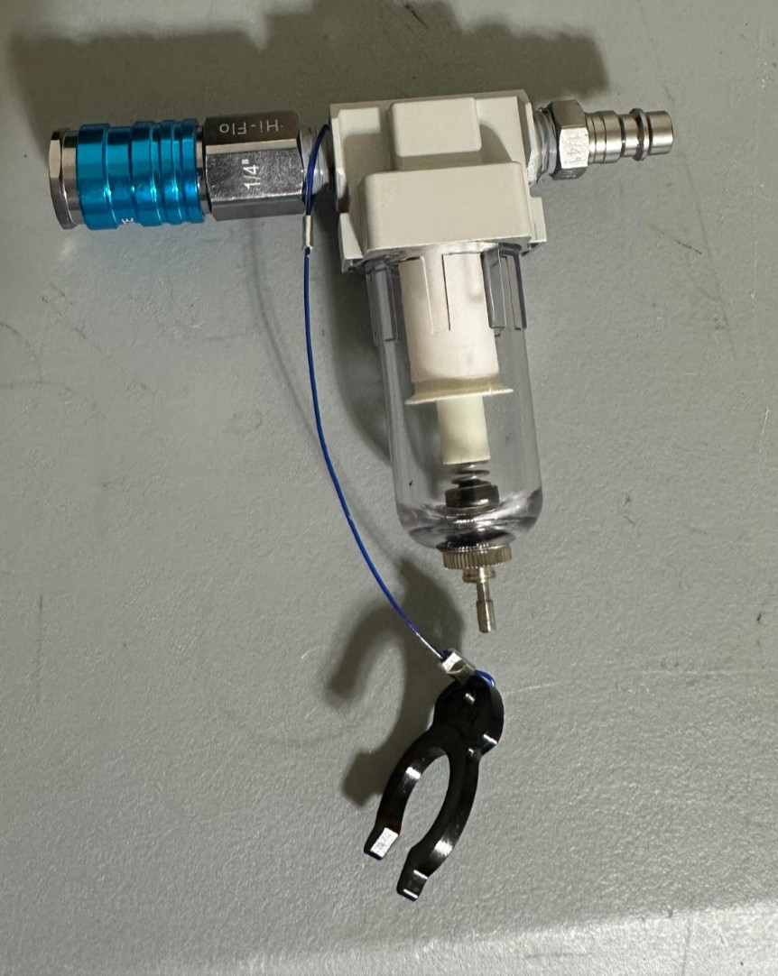 Hookah Diving 2 Diver 5 Micron filter Snaps in-line of compressor.