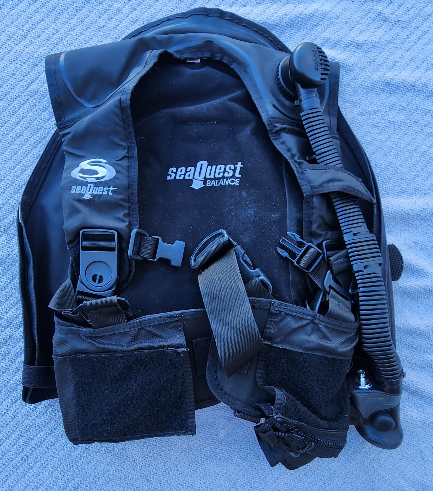 SeaQuest Balance Scuba Dive Buoyancy Vest Medium Men’s Diving Gear 338402 USA