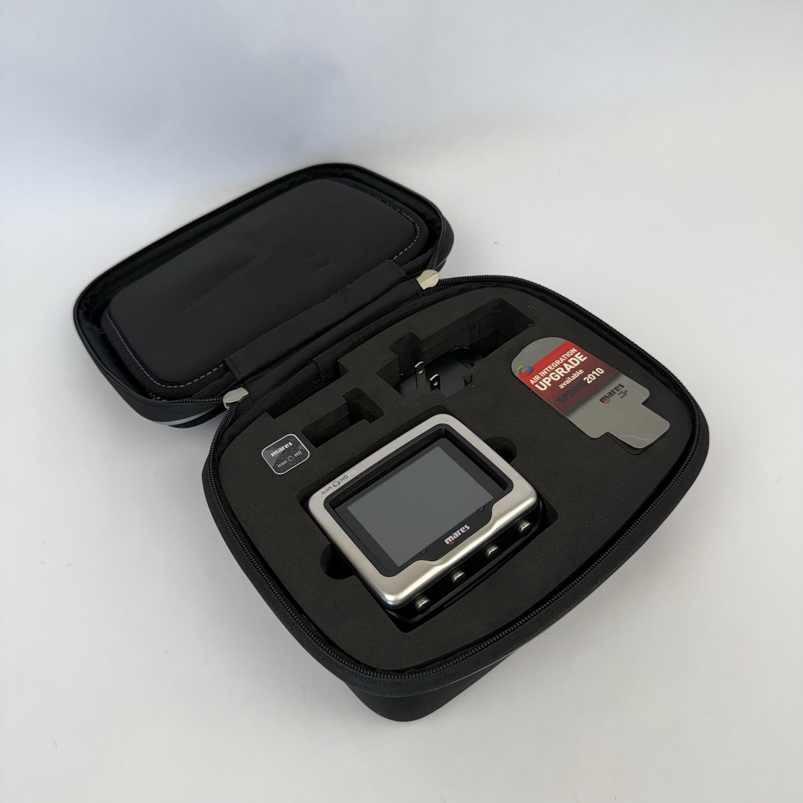 Mares Icon HD Scuba Dive Computer with Case & Charger – No Transmitter