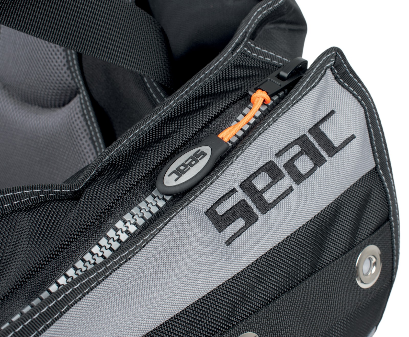 SEAC EQ-PRO Buoyancy Compensator – Black/Grey – Medium