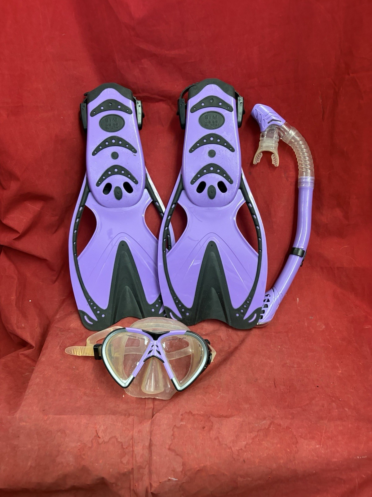 Snorkel Gear: Phantom Aquatics snorkeling set in a purple and black color scheme