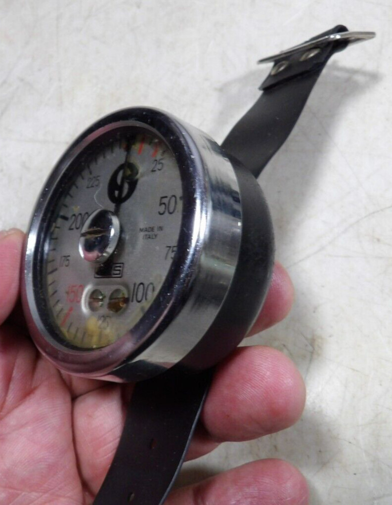 Vintage Deep Water Scuba Diver Wrist Depth Gauge SOS Italy