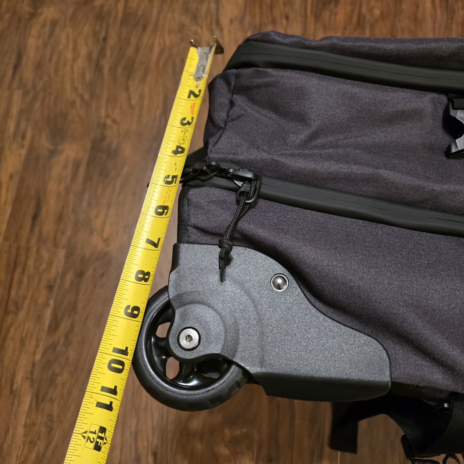 ScubaPro Definition Duo 118 Dive Bag Msrp $350 Gray With Travel Bag Cover