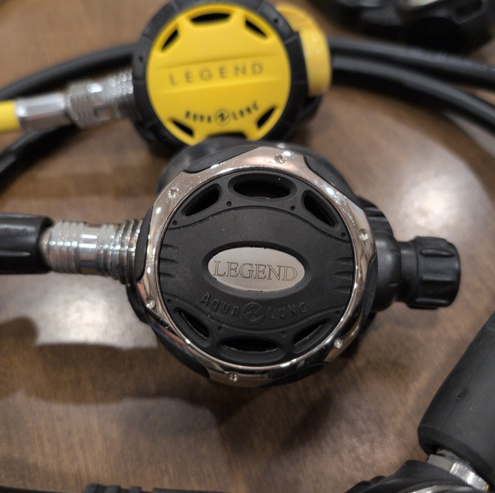 Aqualung Legend Scuba Regulator And ABS EN250 And Cressi Miniconsole 2 Gauge