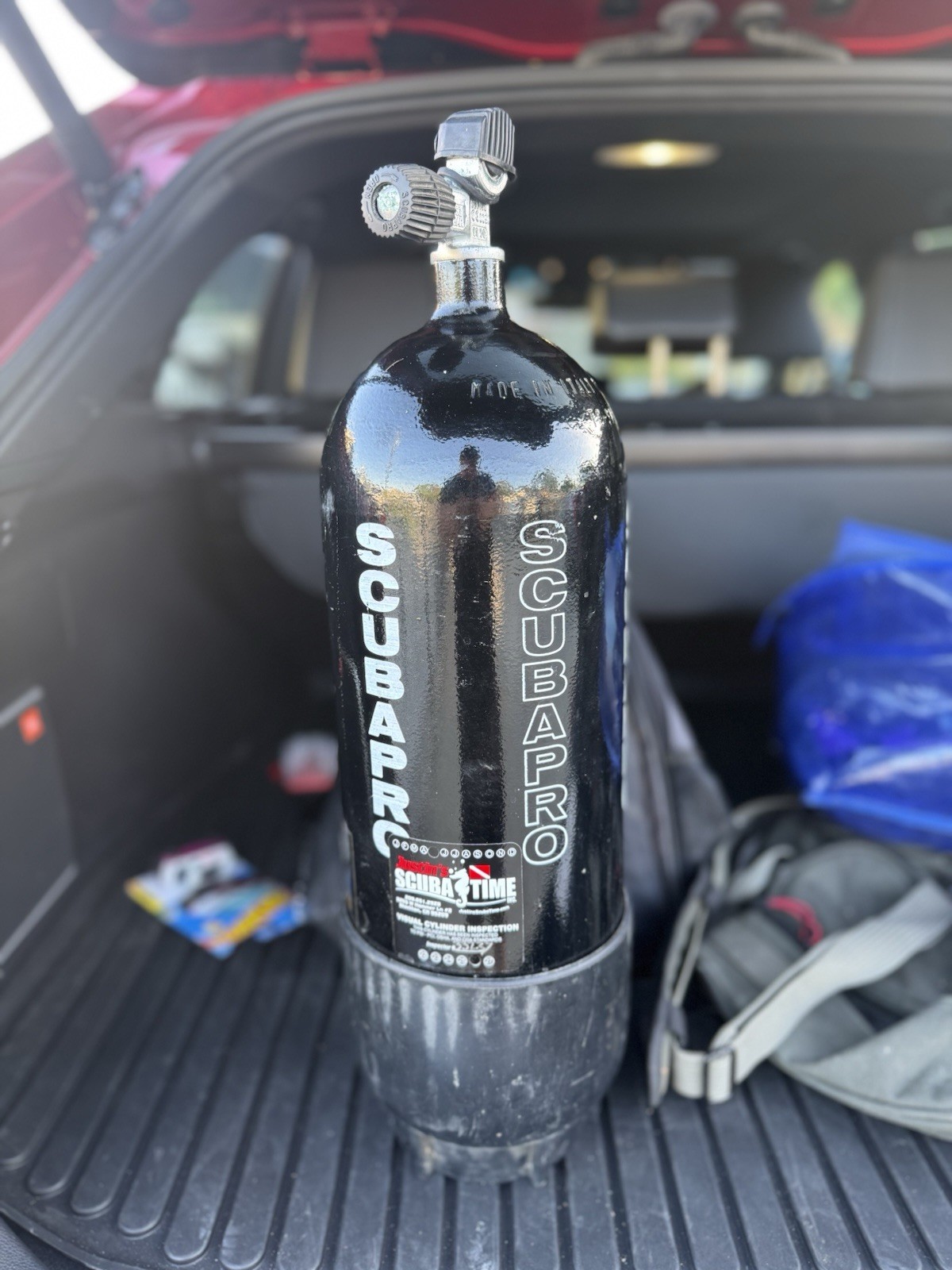 Scubapro Black Scuba Tank/Cylinder w/ Valve, Regulator & Gauges Lot