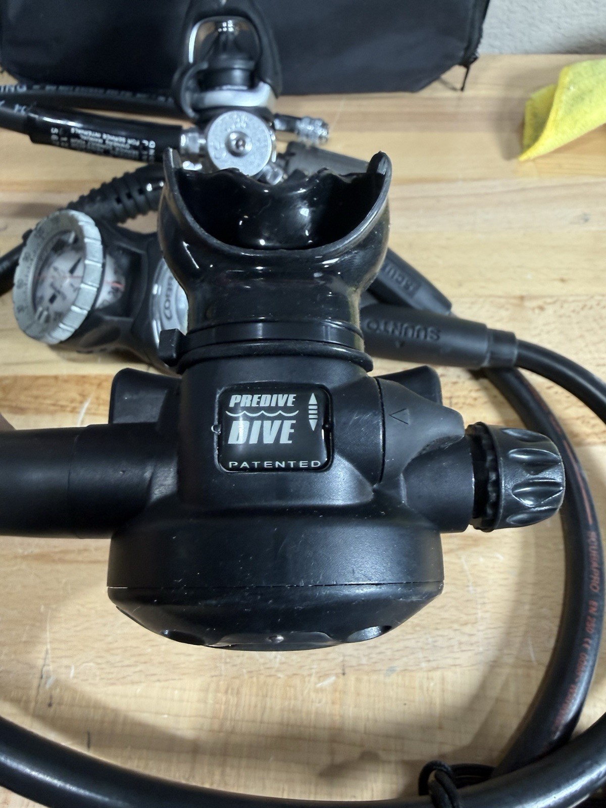 SCUBAPRO MK25/ S600 REGULATOR/ COBRA SUUNTO DIVE COMPUTER W/ BAG Used Untested
