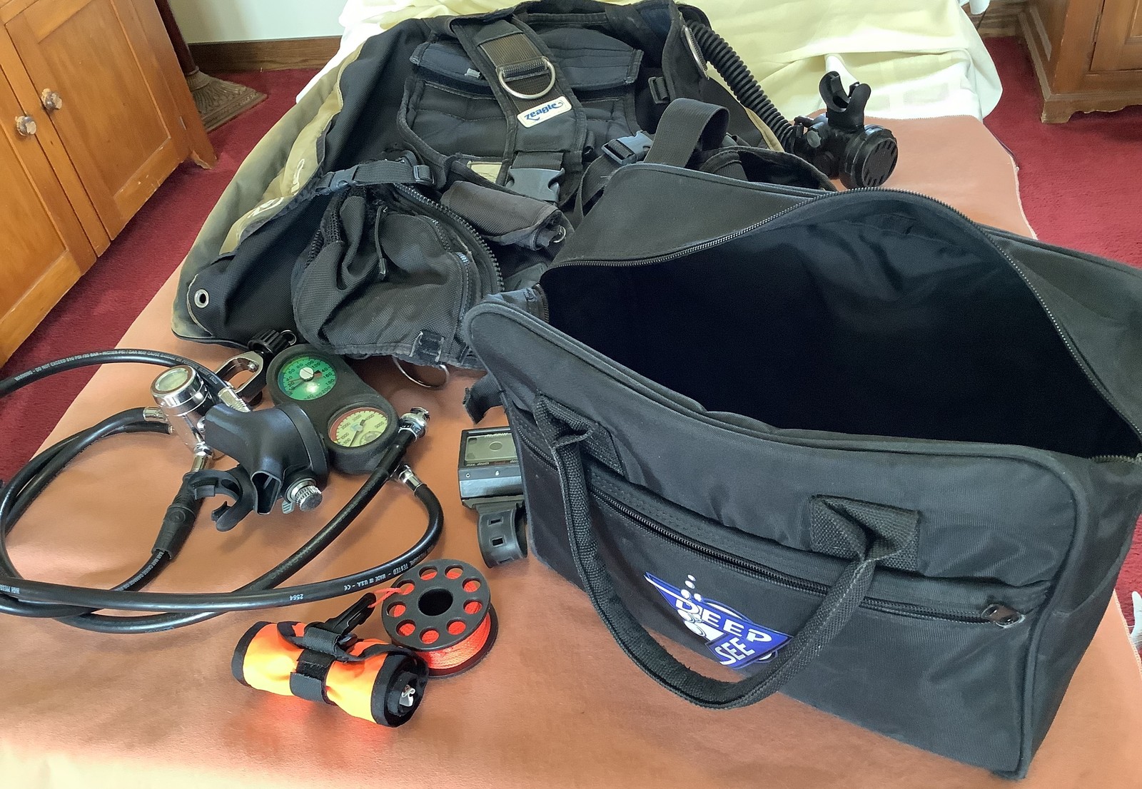 Zeagle Tech50D Ranger BCD with Octo+ and Apeks 50D Regulator Size Medium