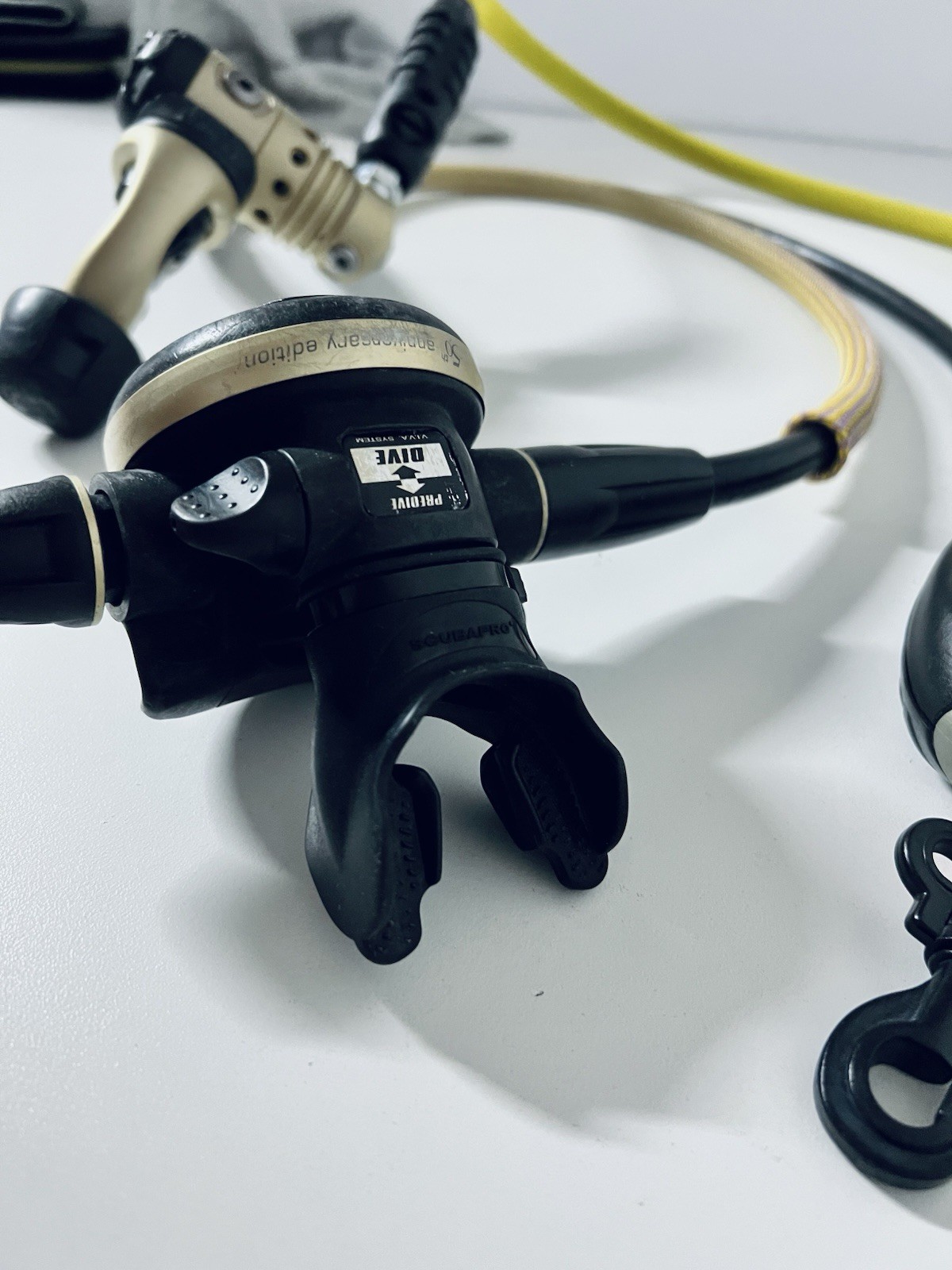 (RARE FIND!) Scubapro MK25 GOLD & (2) S600 Anniversary Edition Scuba Regulator