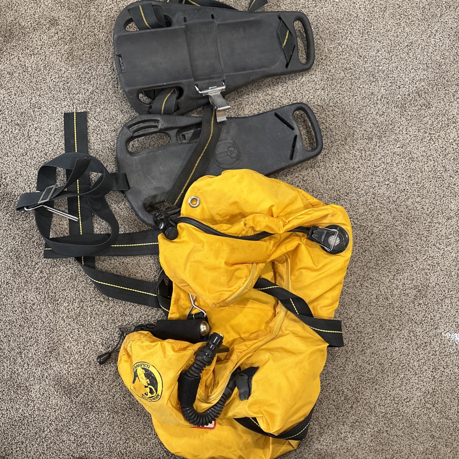 Aqua-lung U S Divers Diving Scuba Tank Holder Harness Backpack LOT FOR PARTS