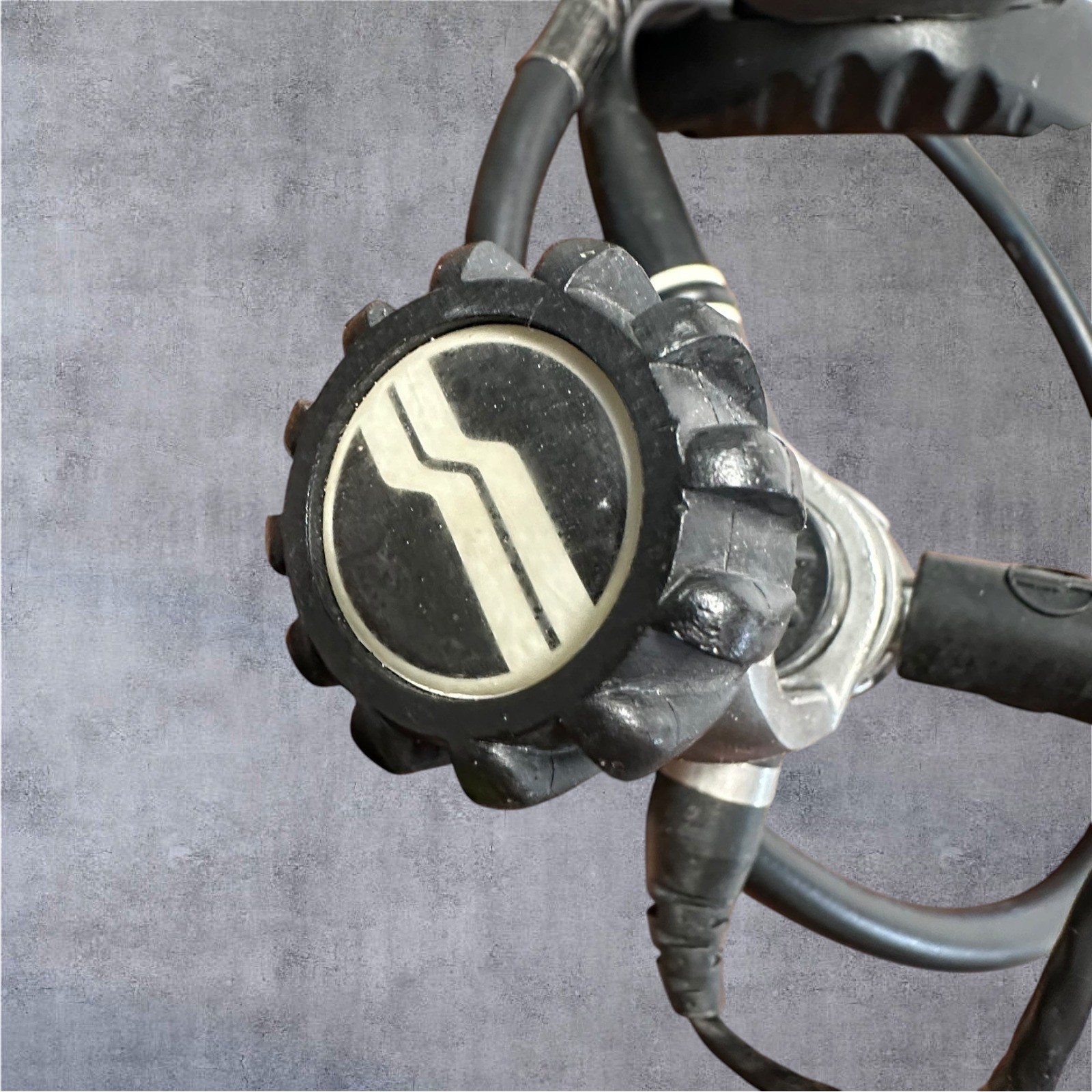 Sherwood Scuba Maximus Regulator Set Cochran Dive Computer Black