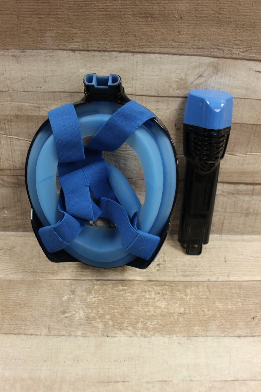 Bfull Water Snorkeling Mask Size Small/Medium -Used
