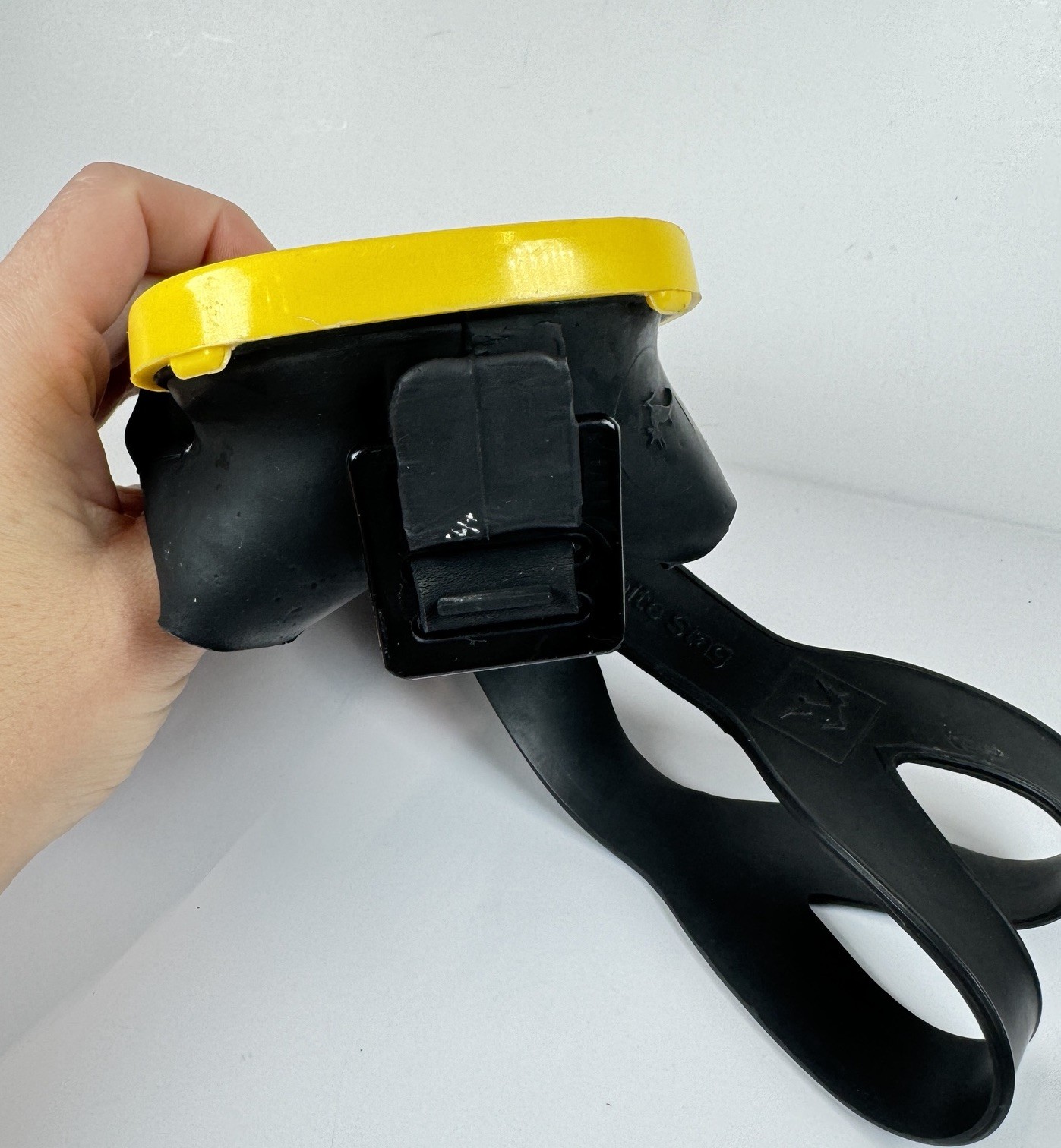 VTG 1970s White Stag Super View Scuba Dive Mask Tempered Glass Dual Lens Yellow