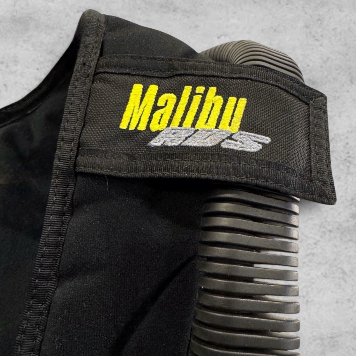 Aqua-Lung Malibu RDS Weight Integrated BCD SCUBA Dive Vest BC / Size Medium