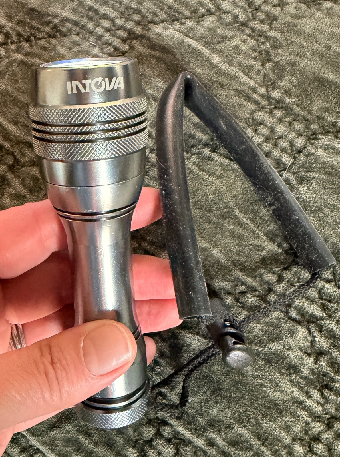 INTOVA LED Dive Torch Flashlight Waterproof Scuba Underwater Light Aluminum