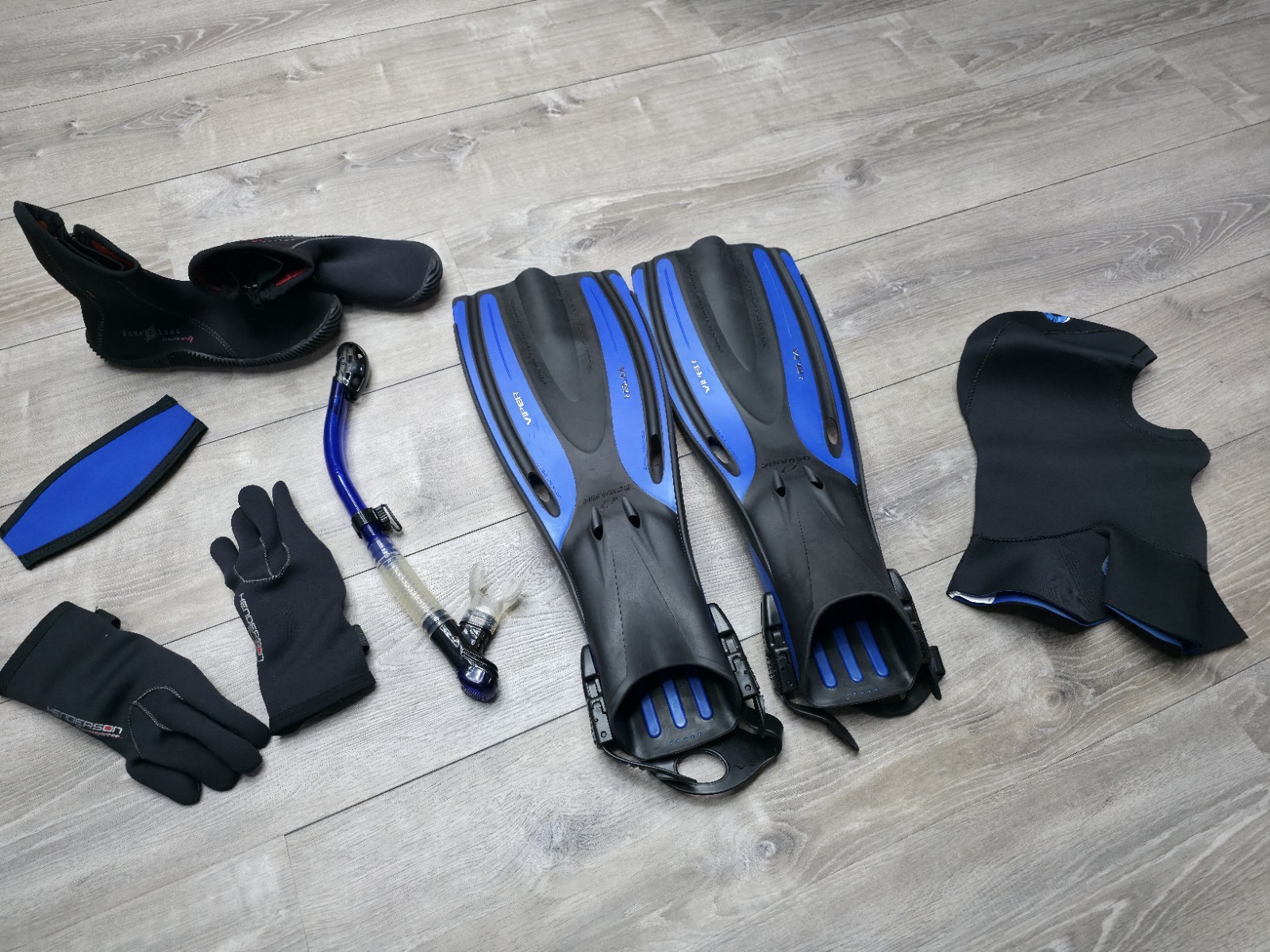 Premium Scuba Diving & Snorkeling Kit – Oceanic, Aqua Lung, Deep See & Henderson