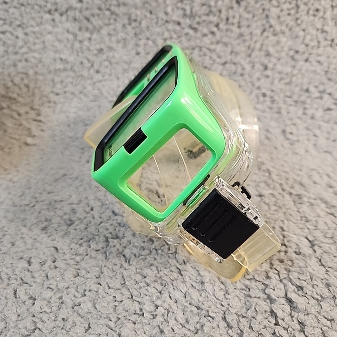 US Divers Aqua Lung Hawaii 4 Scuba Diving Snorkeling Mask Neon Green W/ Box