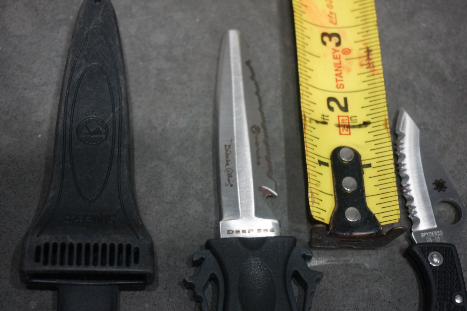 Wenoka deep sea, Spyderco V8-10 and more Knife job lot!!!