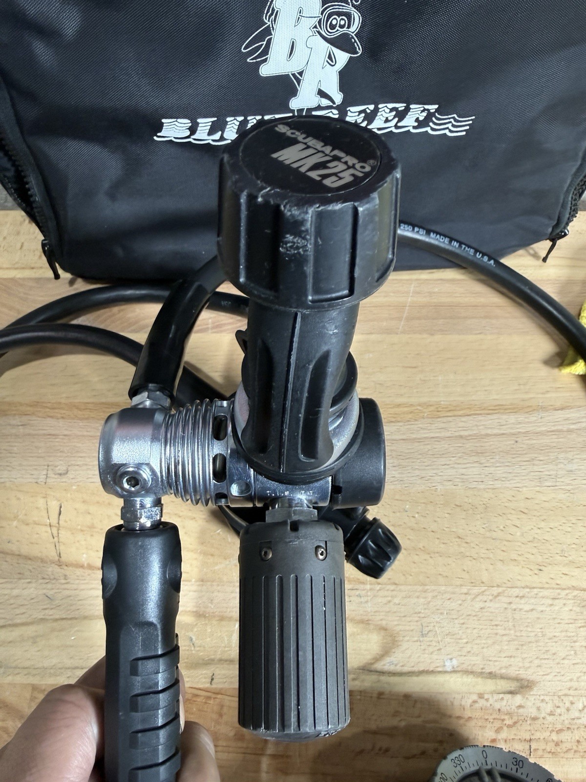 SCUBAPRO MK25/ S600 REGULATOR/ COBRA SUUNTO DIVE COMPUTER W/ BAG Used Untested