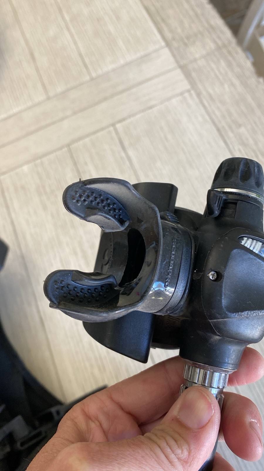 Scubapro Glide Plus LARGE BCD w/ Air 2 + MK17/X650 Regulator Set