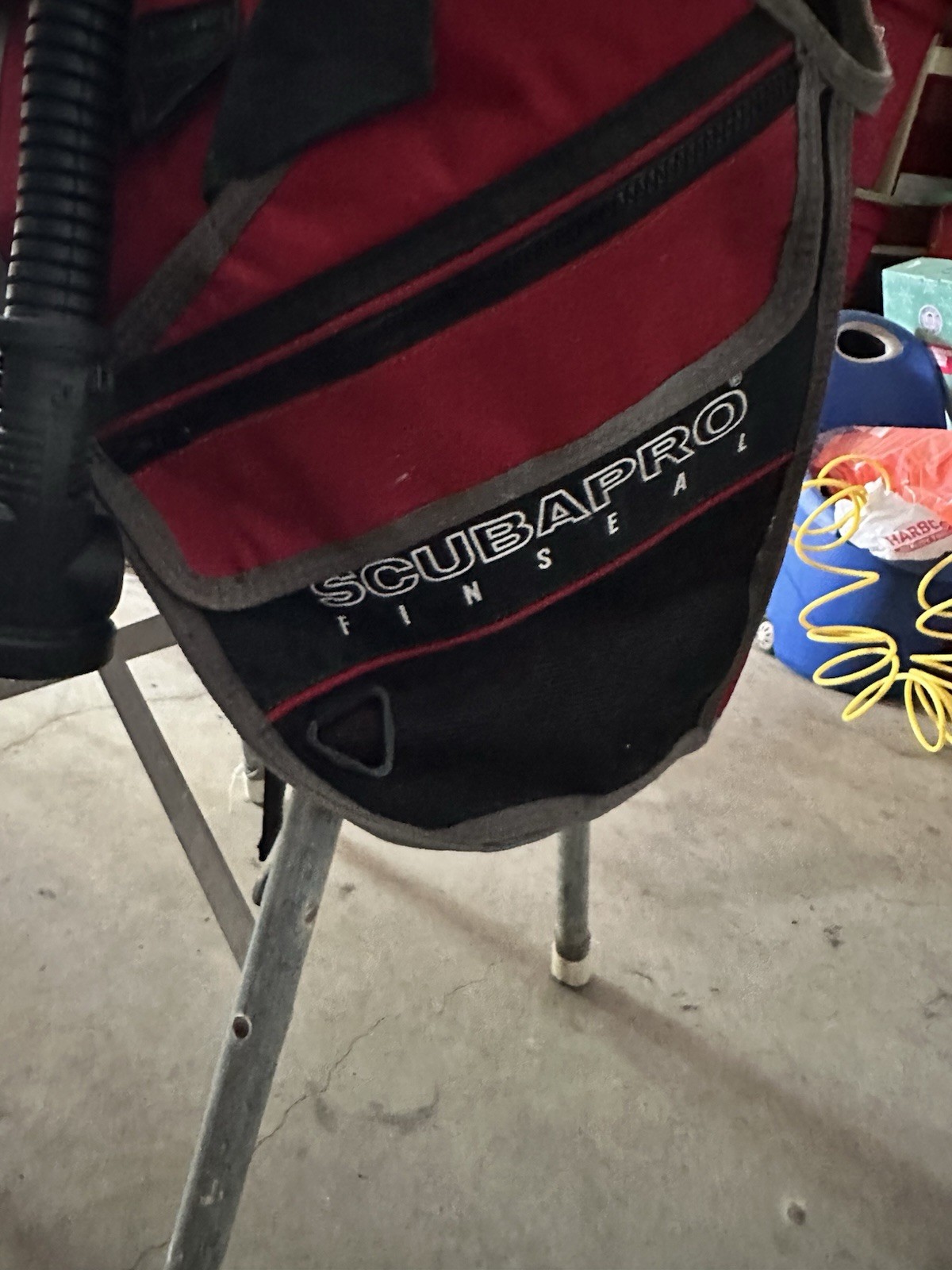 SCUBAPRO Finseal Scuba Diving Buoyancy Compensator – Size XL