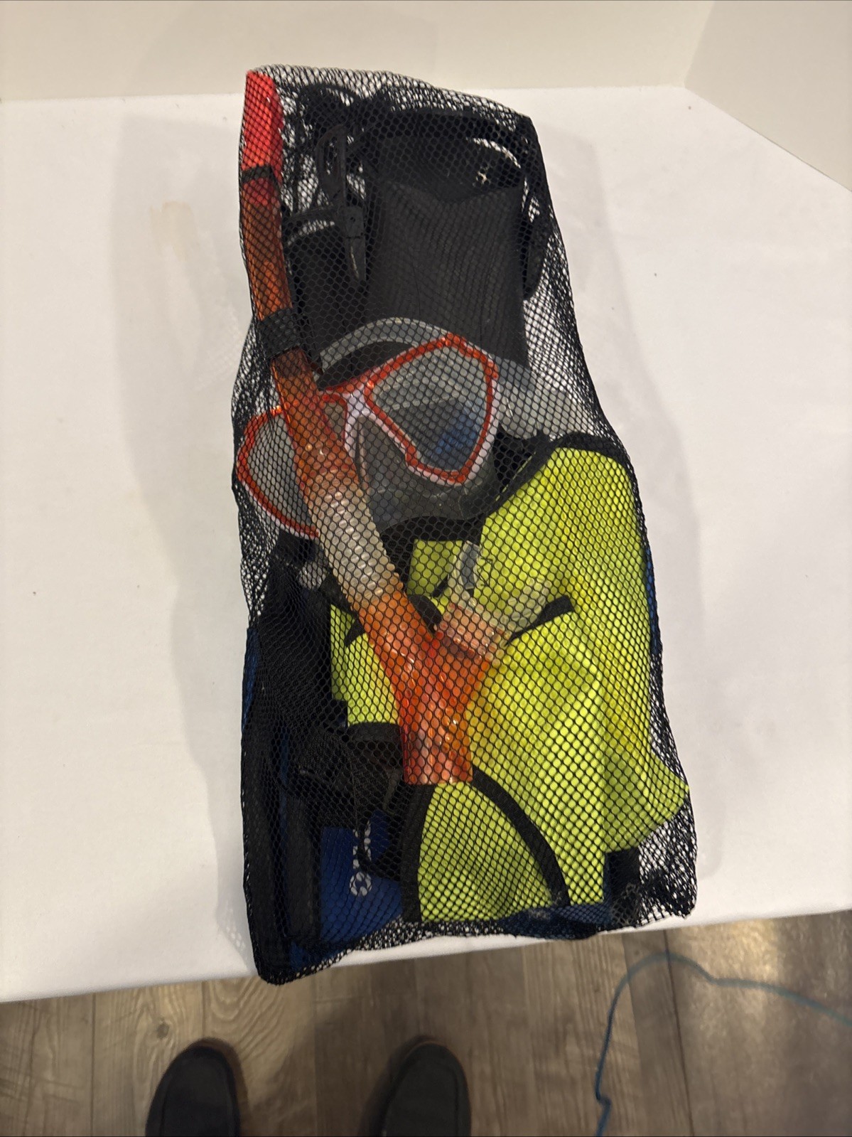 US Divers Camaro Snorkeling Set Adult Size Large Fins Mask Vest Breathing Tube