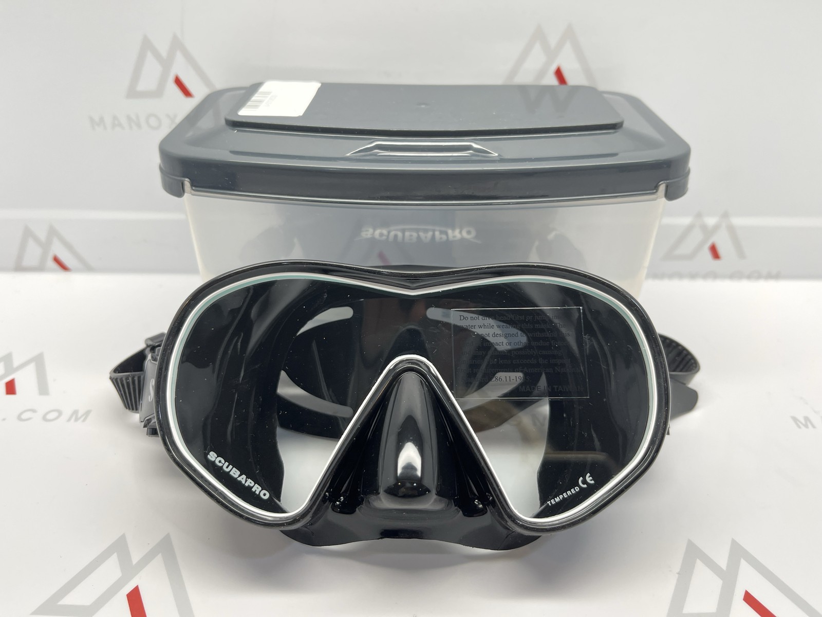 SCUBAPRO Solo Scuba Mask with Panoramic Single Lens for Recreational D