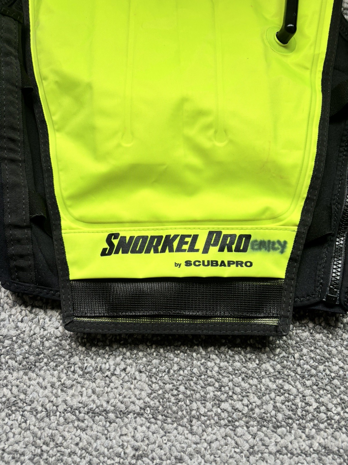 Scubapro Snorkel Pro Cruiser Buoyancy Snorkeling Vest Medium Neon Yellow Green