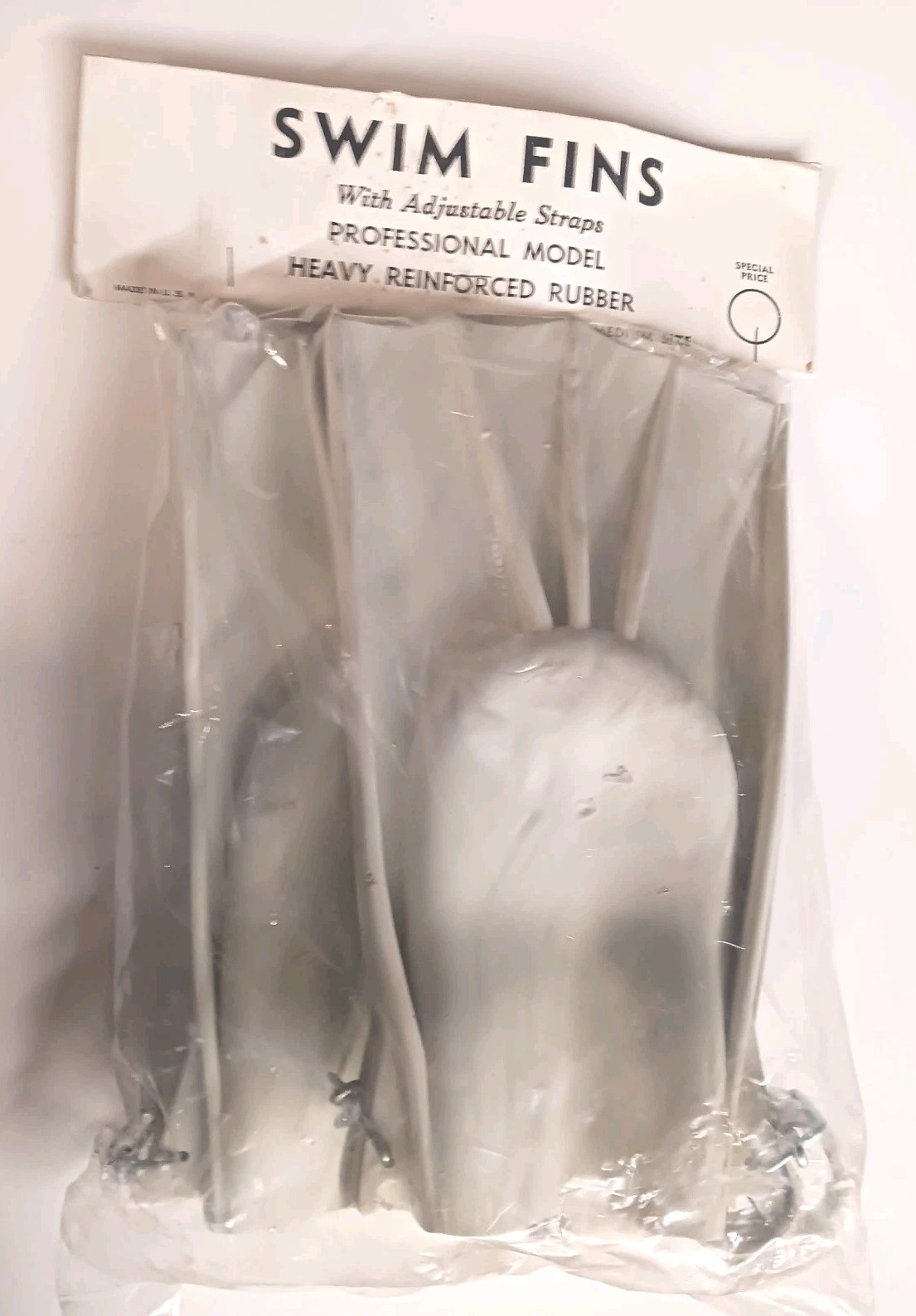 Vintage Made In U.S.A. White Fins Scuba Diving Flippers Swim Fin Size Medium
