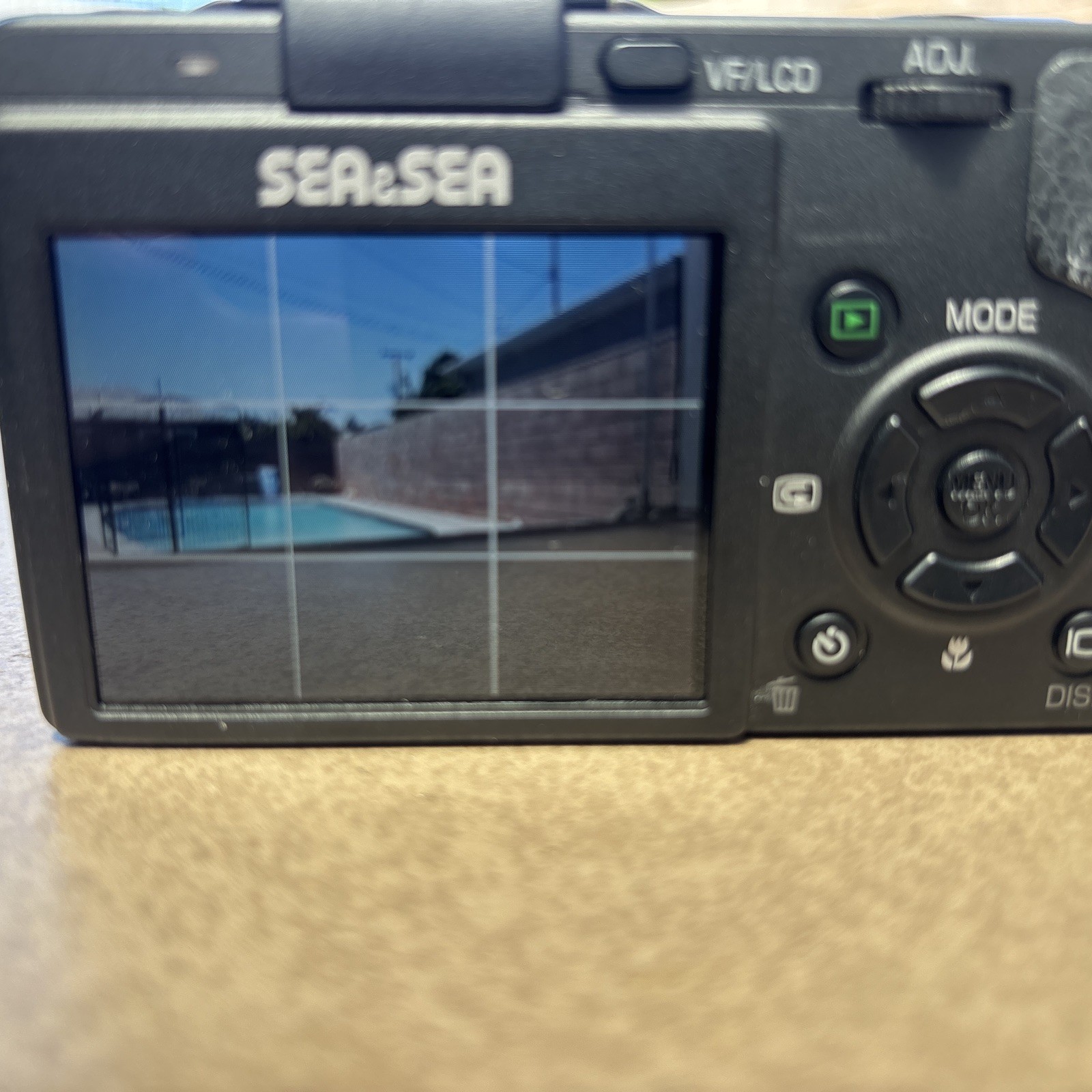 Sea Sea 1G DX 1G Compact Digital Camera With Underwater Housing Set