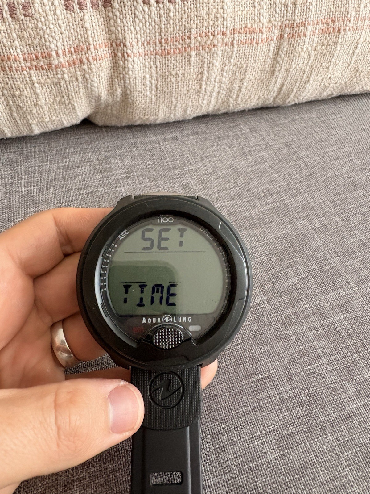 Aqualung i100 Dive Computer – Black