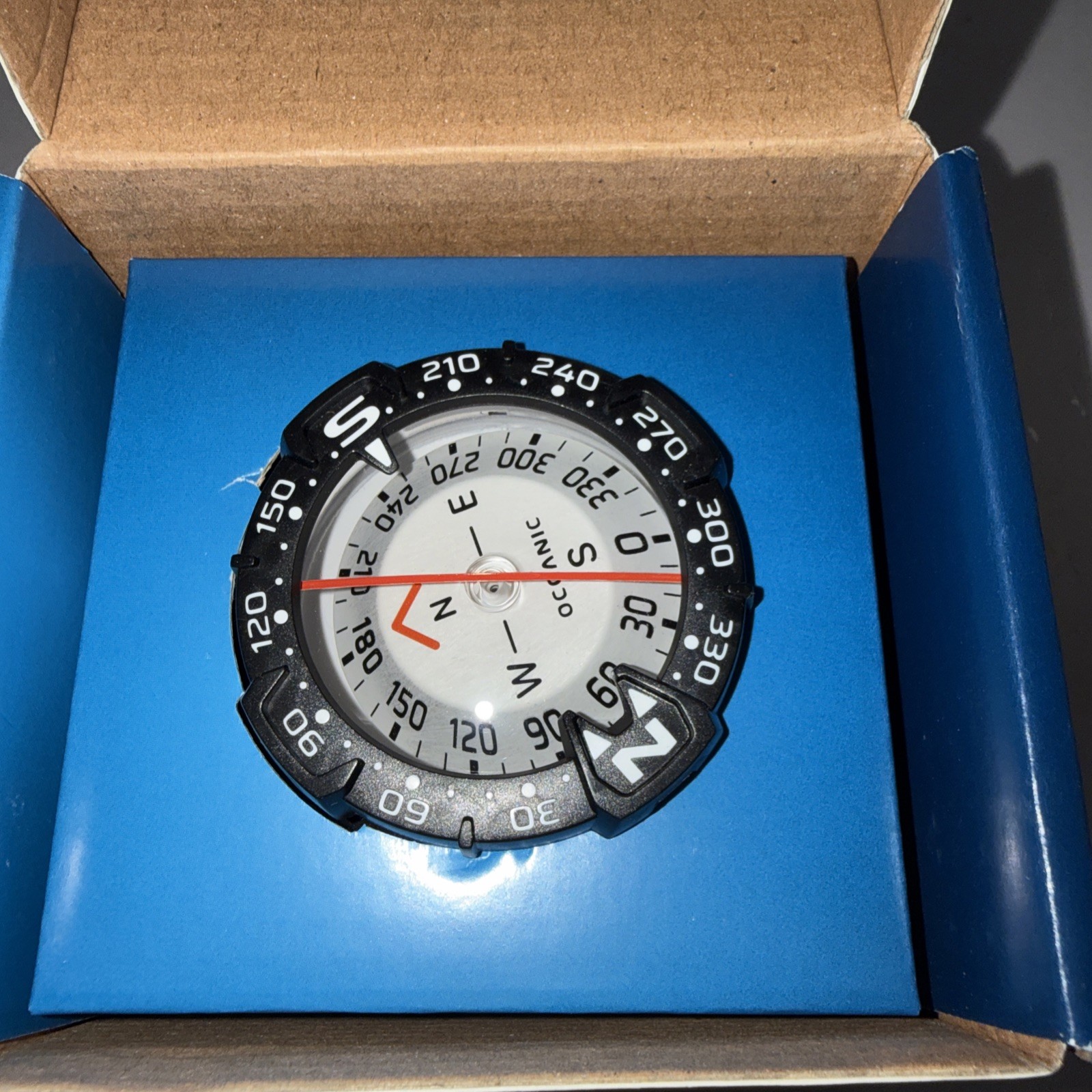 Oceanic – Maxview Wrist Mount Compass – 04.1984 – Scuba Diving Compass