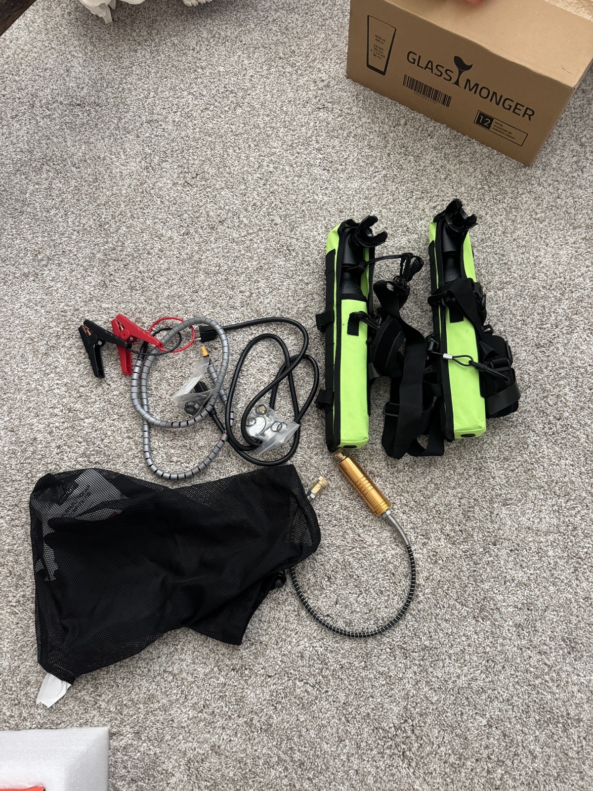 GOYOJO 0.5L Scuba Tank INCLUDES PORTABLE AIR COMPRESSOR Diving Lung Tank Kit