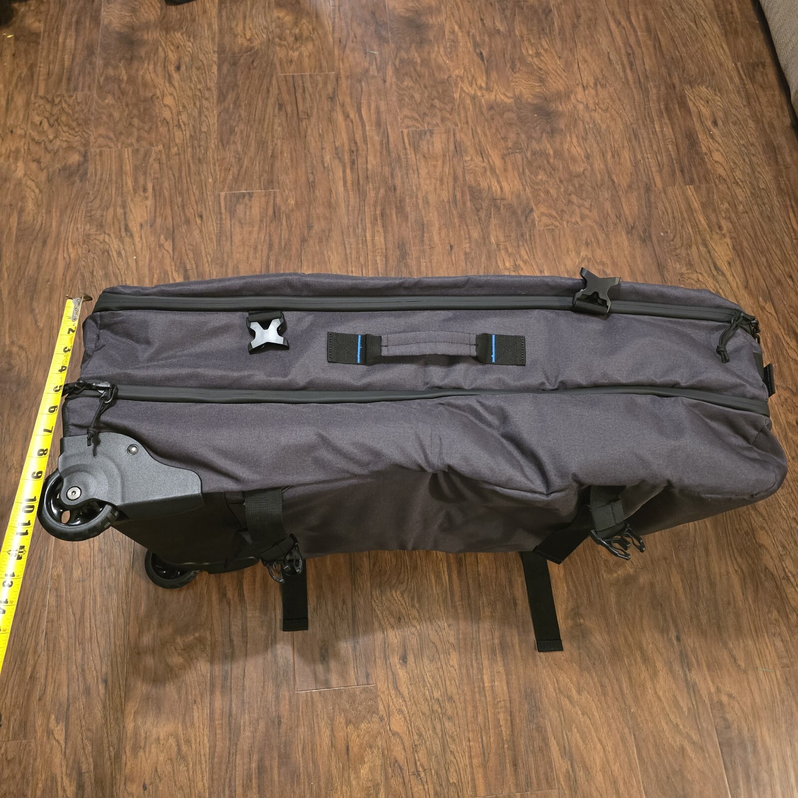 ScubaPro Definition Duo 118 Dive Bag Msrp $350 Gray With Travel Bag Cover