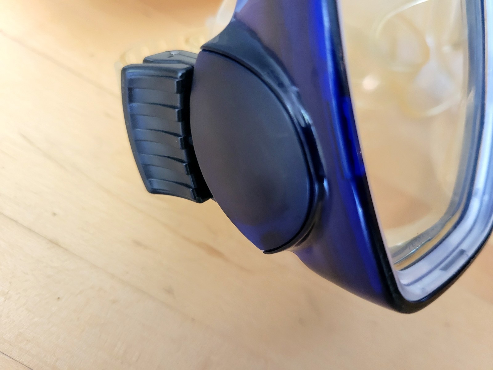 Tusa Liberator Plus Dive Mask and Case