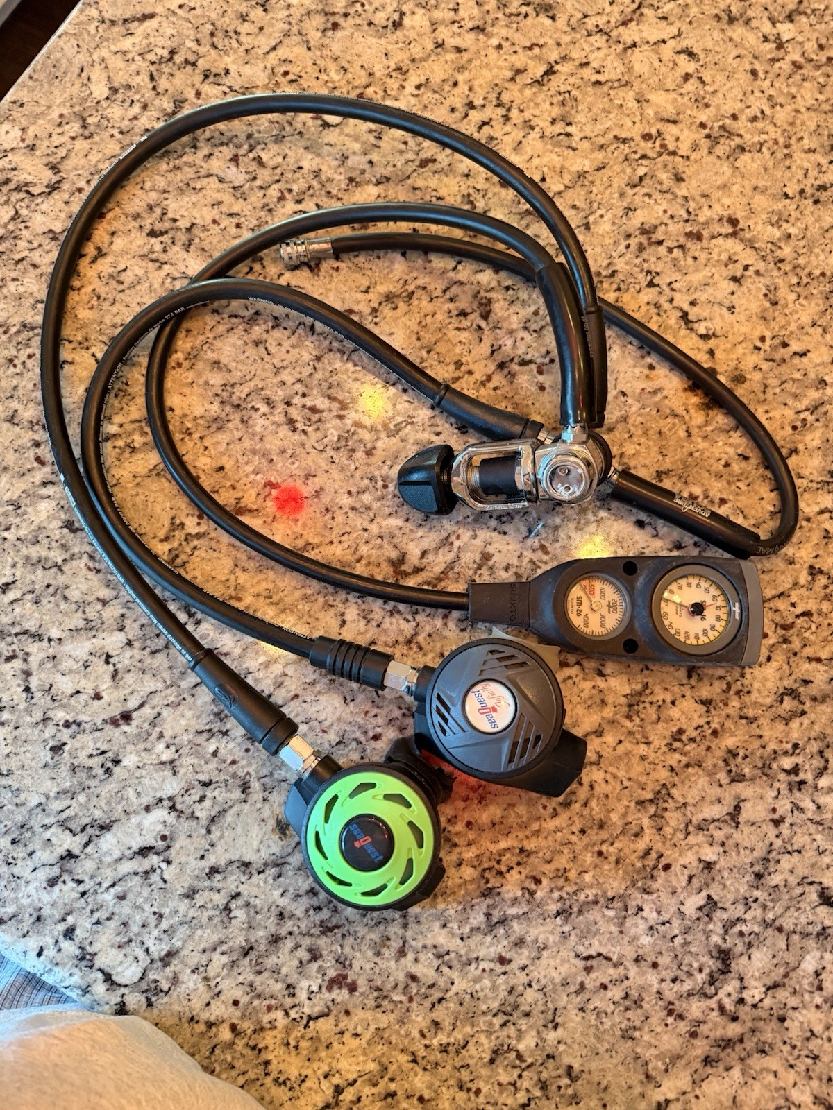 Sea Quest Infinity Scuba Regulator Set SM-26 SD-16 Gauges