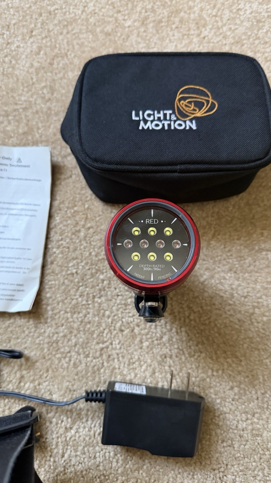 Light & Motion Sola Photo 800 Scuba Dive Light Kit w/ Case, Charger & Manual
