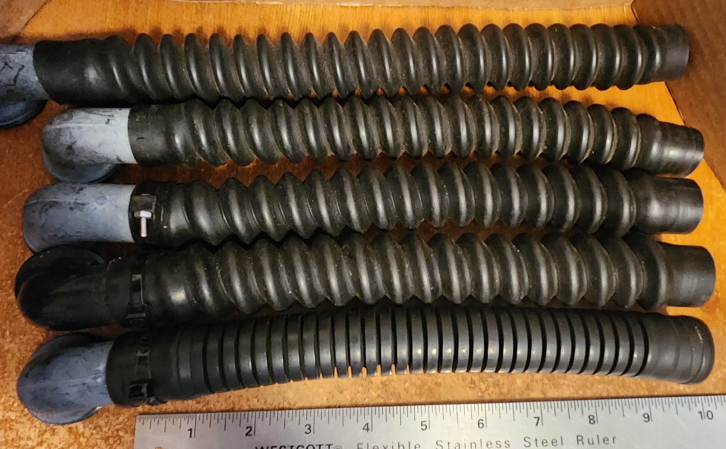 Scuba BCD Corrugated Hoses – Used -5 Units, Various Brands – Lot 3218